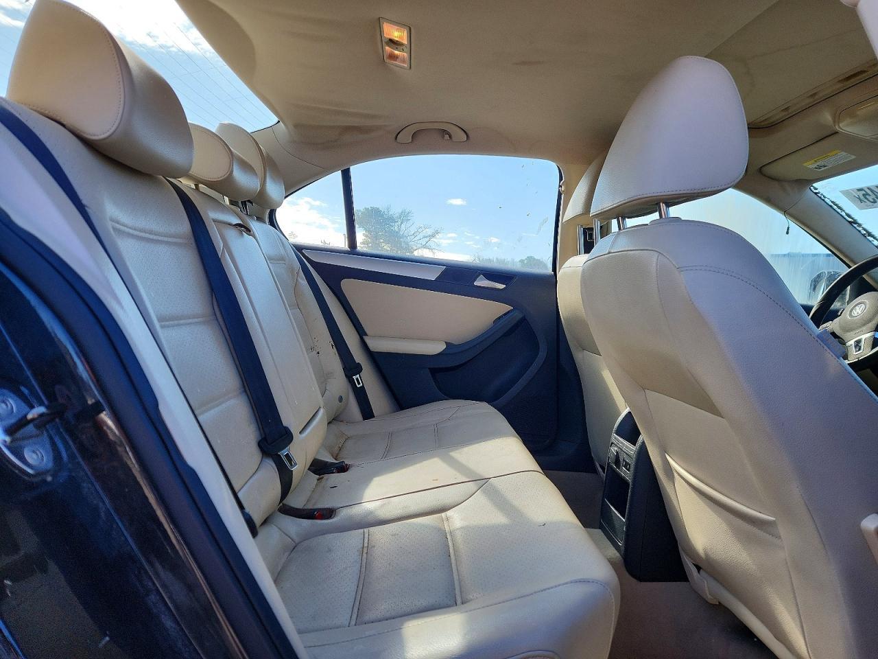 2014 VOLKSWAGEN JETTA