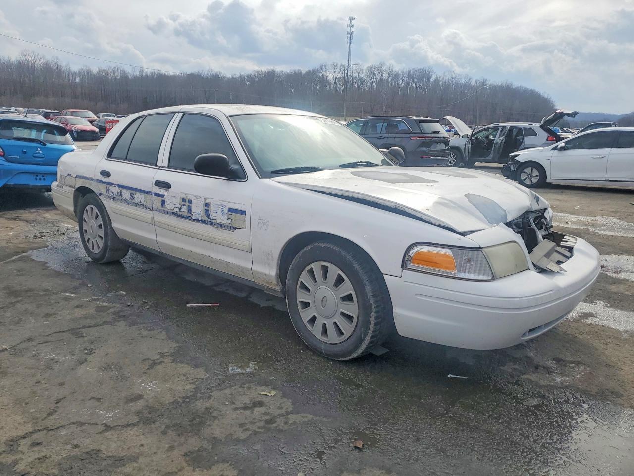 2011 FORD Crown Victoria