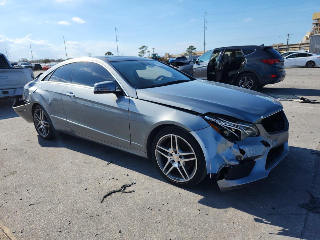 2014 MERCEDES-BENZ E-Class