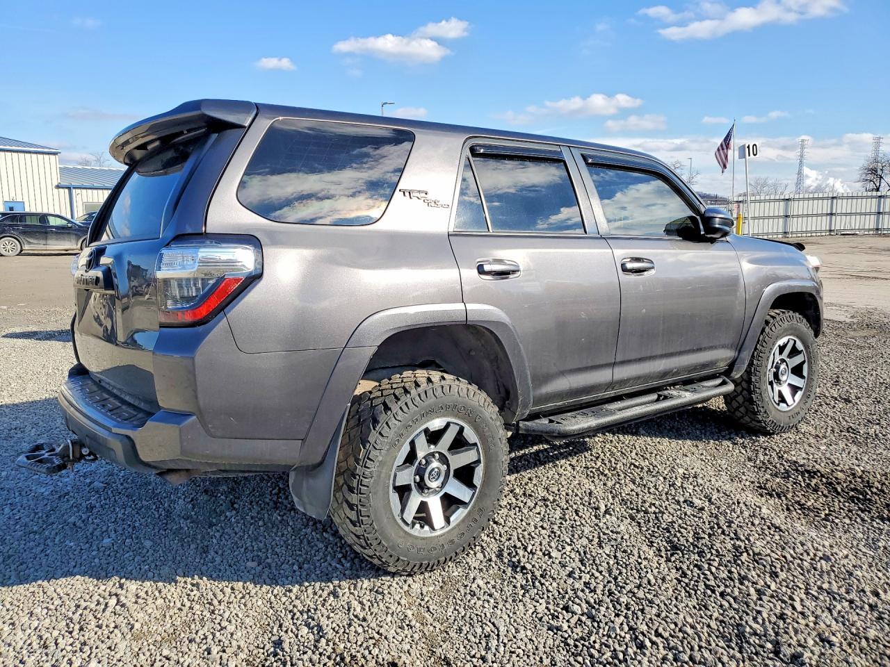2018 TOYOTA 4Runner