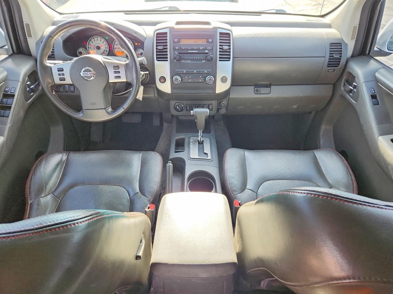 2011 NISSAN Frontier