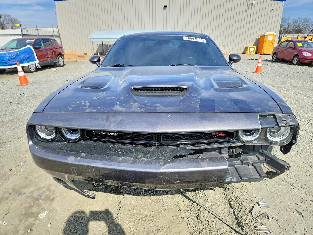 2021 DODGE Challenger