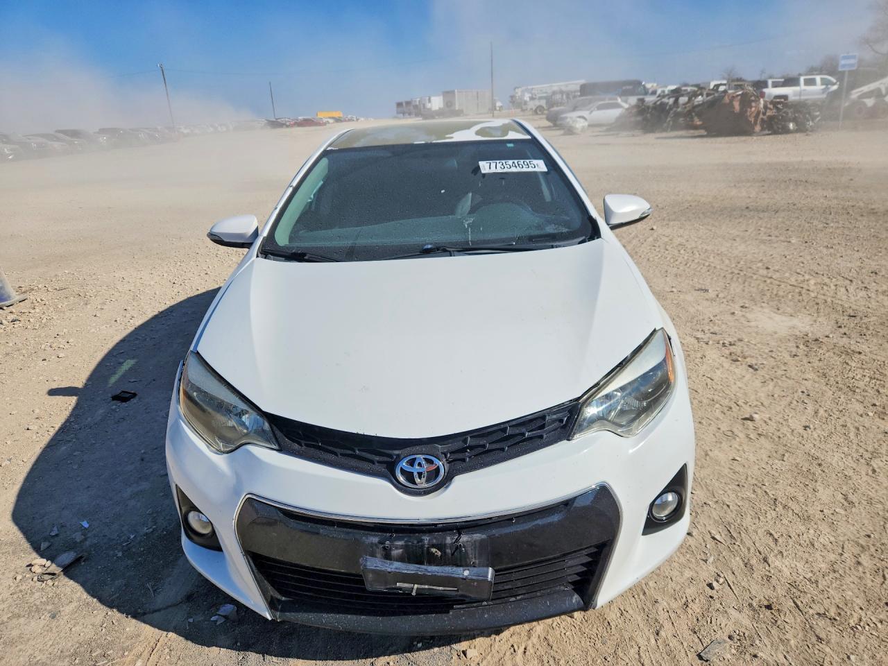 2015 TOYOTA COROLLA