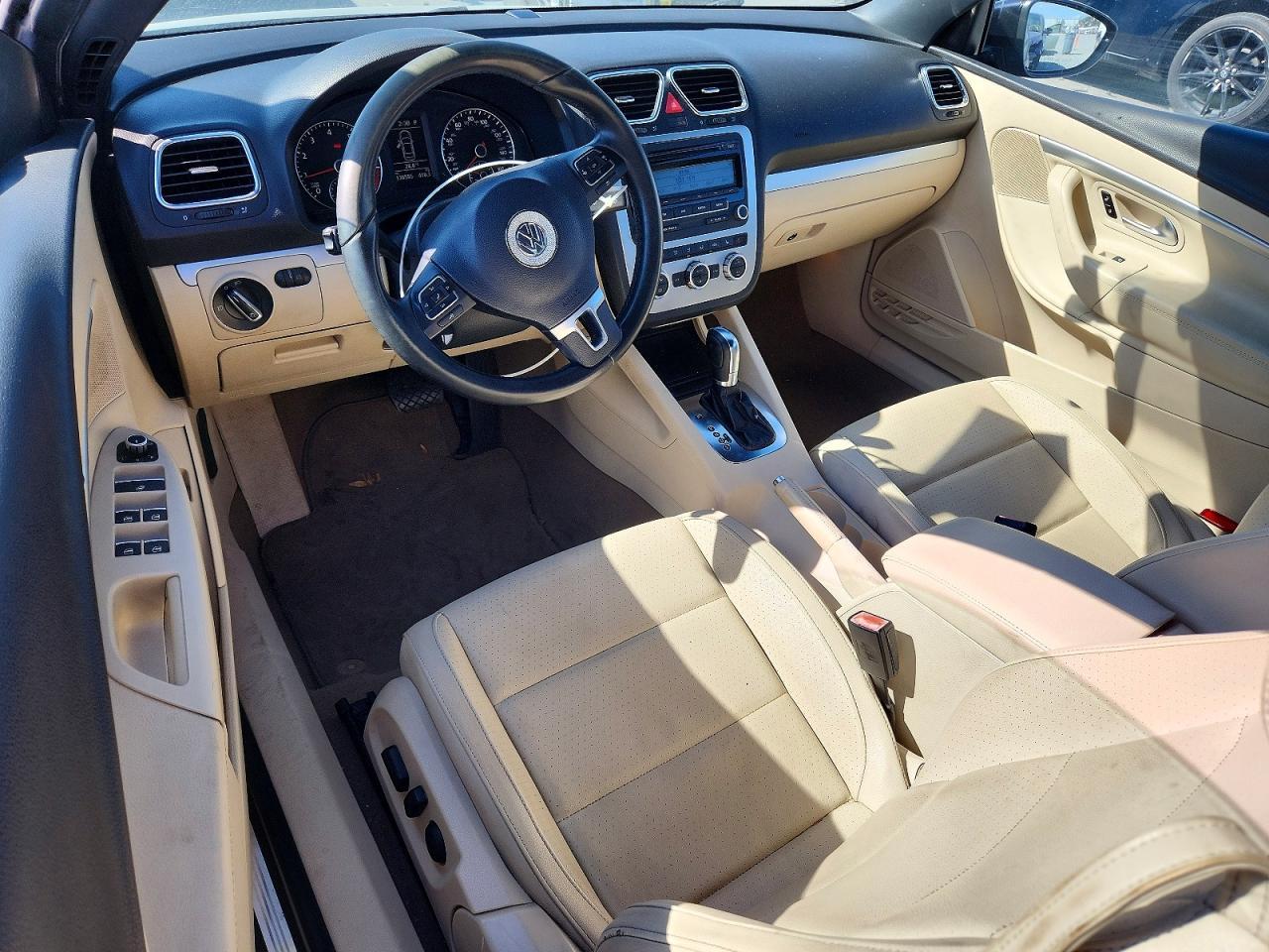 2013 VOLKSWAGEN EOS