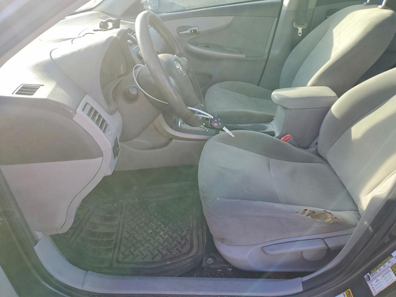 2010 TOYOTA COROLLA