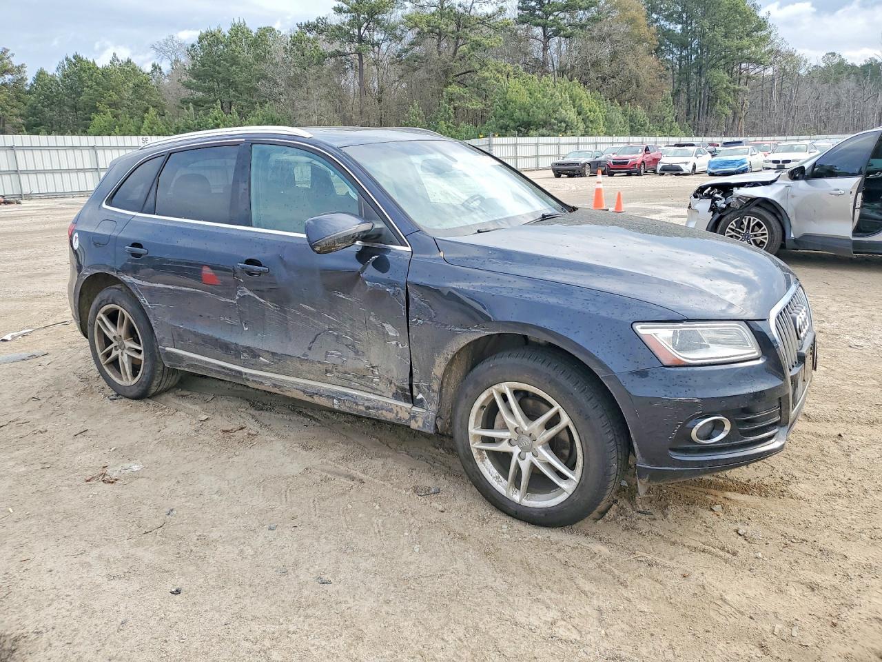 2013 AUDI Q5