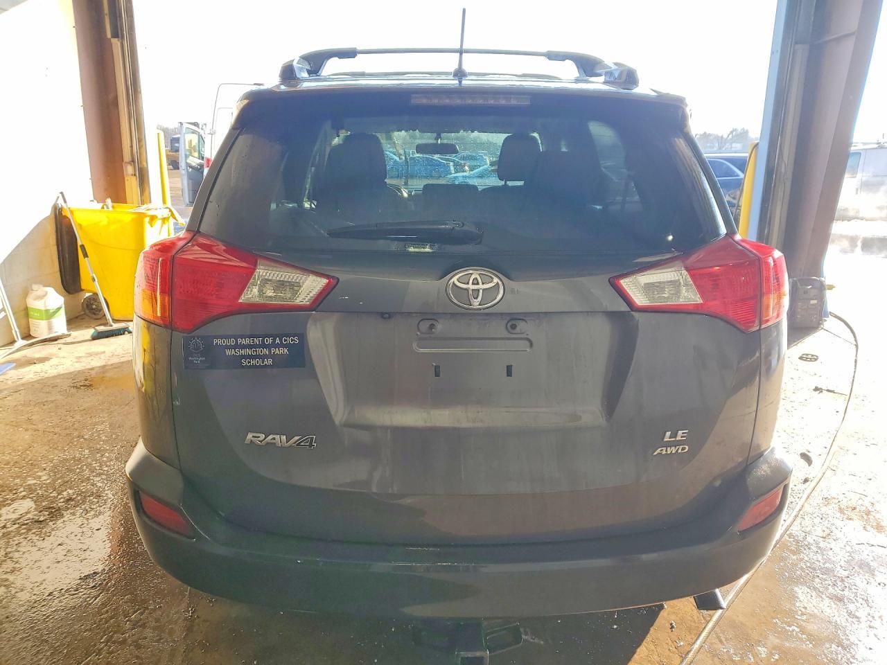 2015 TOYOTA RAV4