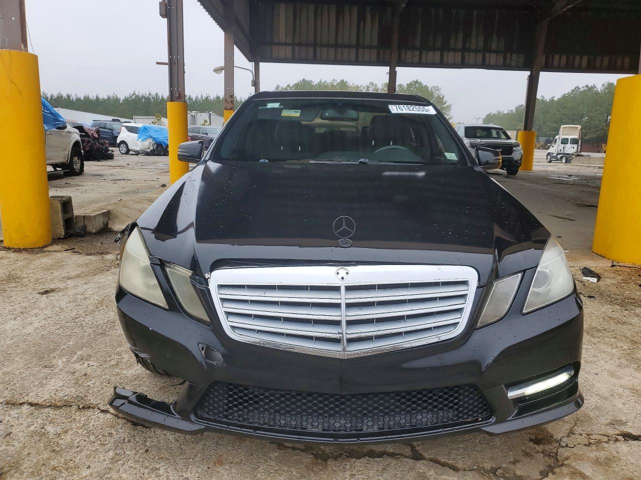 2013 MERCEDES-BENZ E-Class