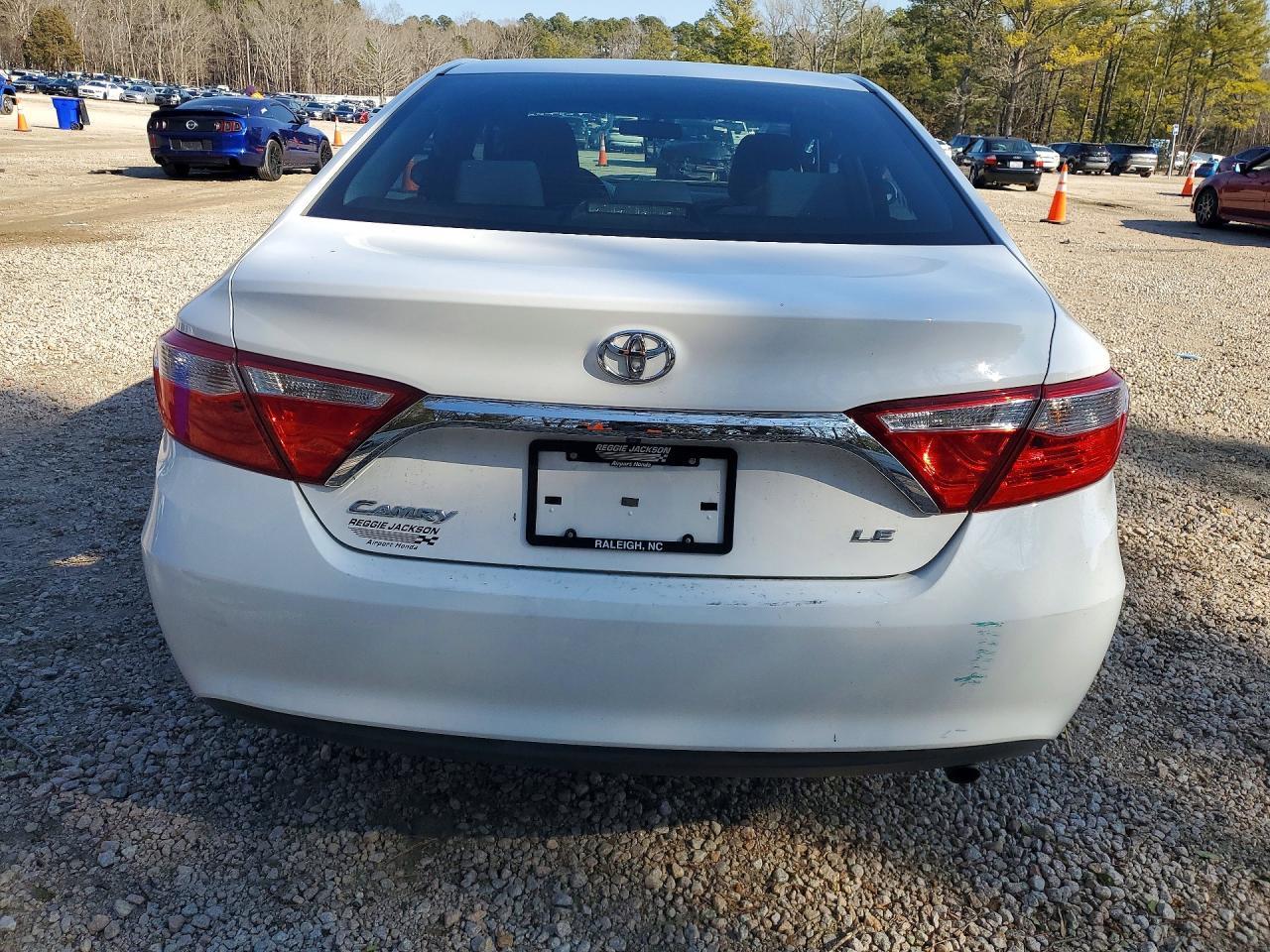 2017 TOYOTA CAMRY