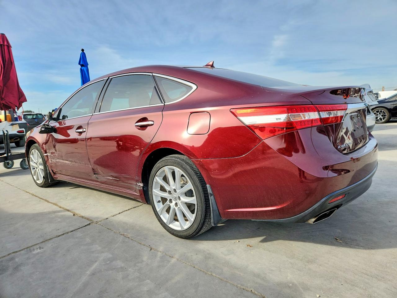 2013 TOYOTA Avalon