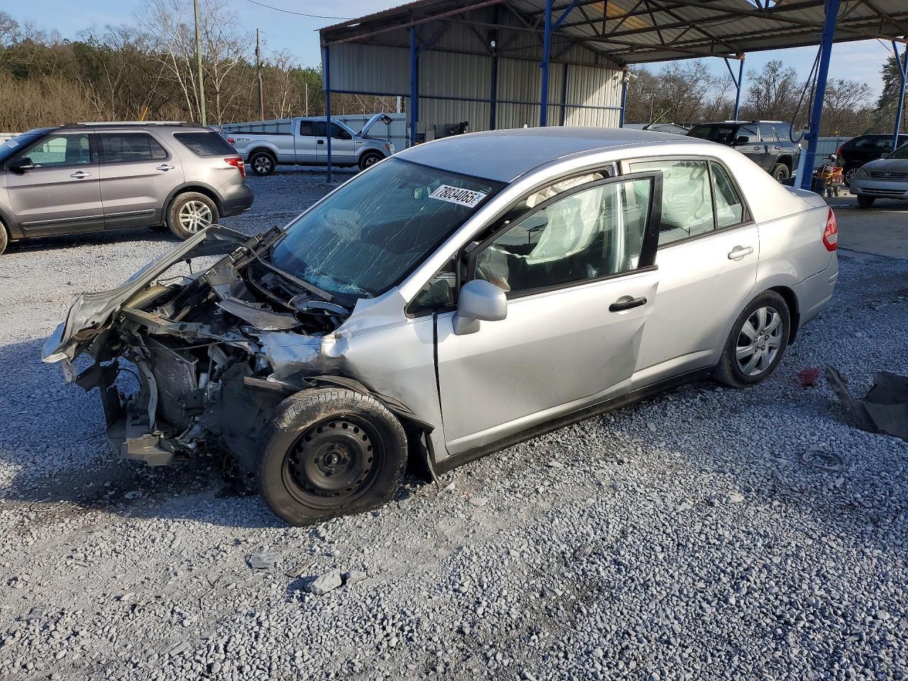 2010 NISSAN VERSA