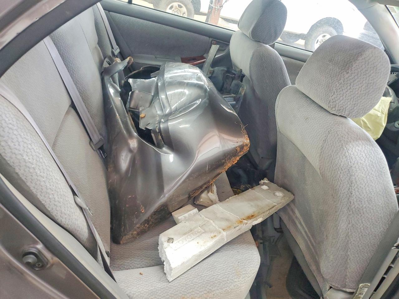 2003 TOYOTA COROLLA