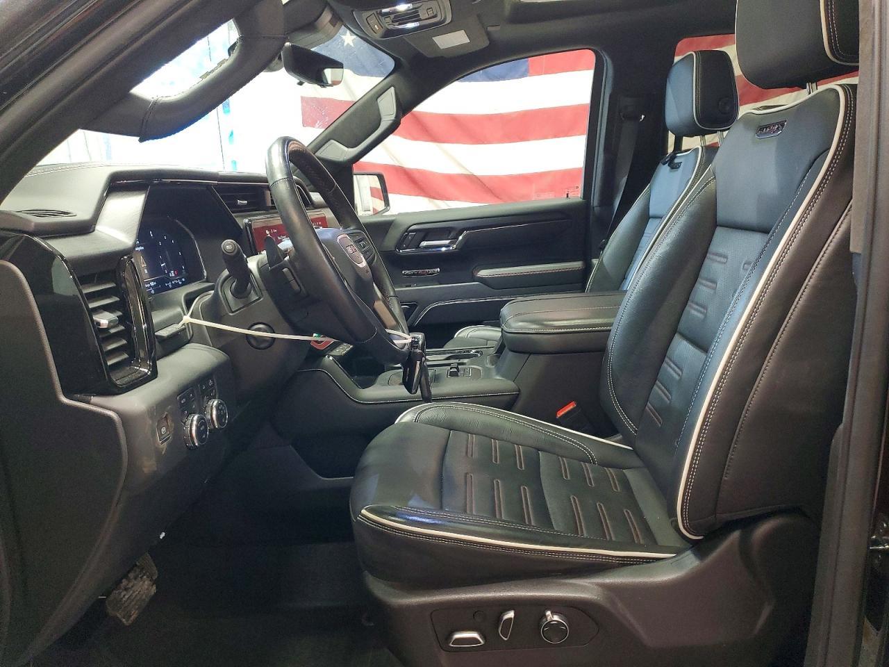 2024 GMC Sierra