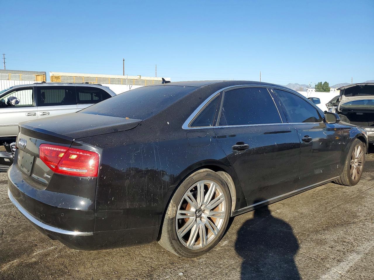 2013 AUDI A8