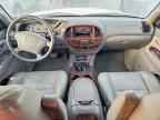 2004 TOYOTA Sequoia