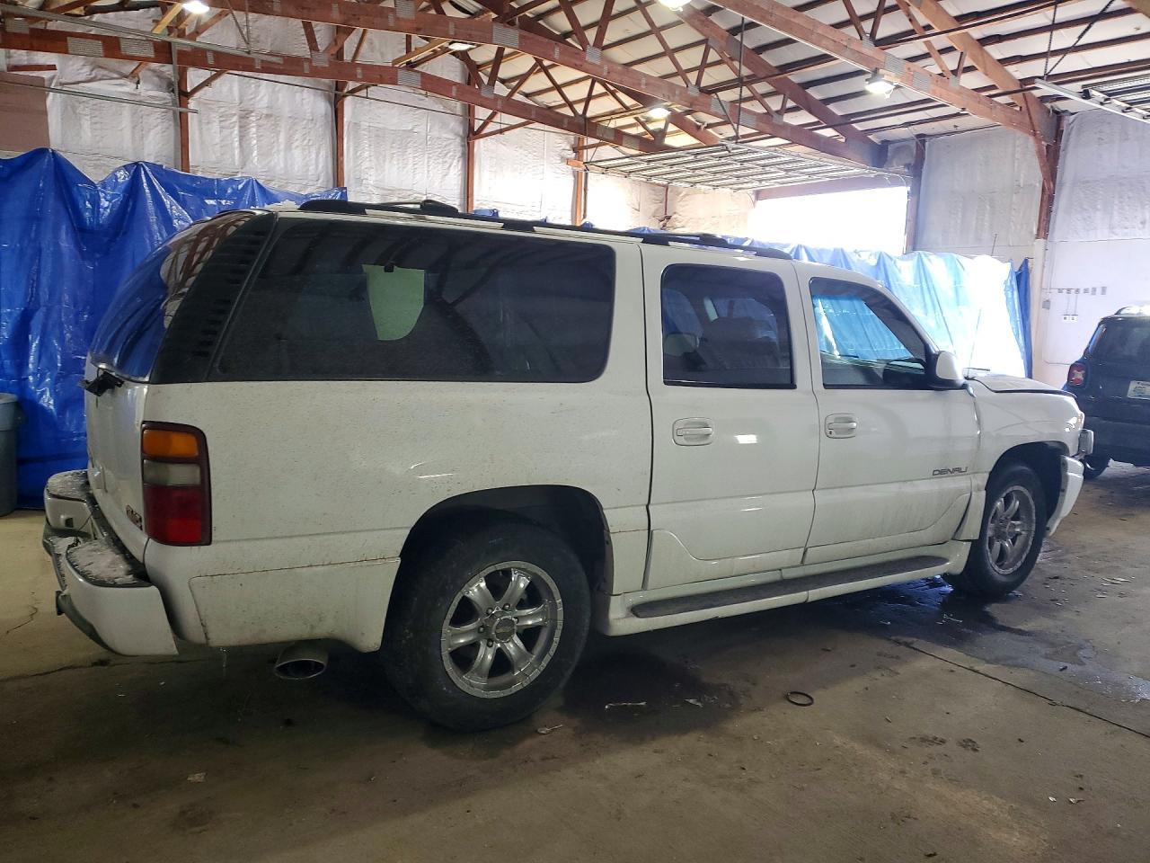 2001 GMC Denali