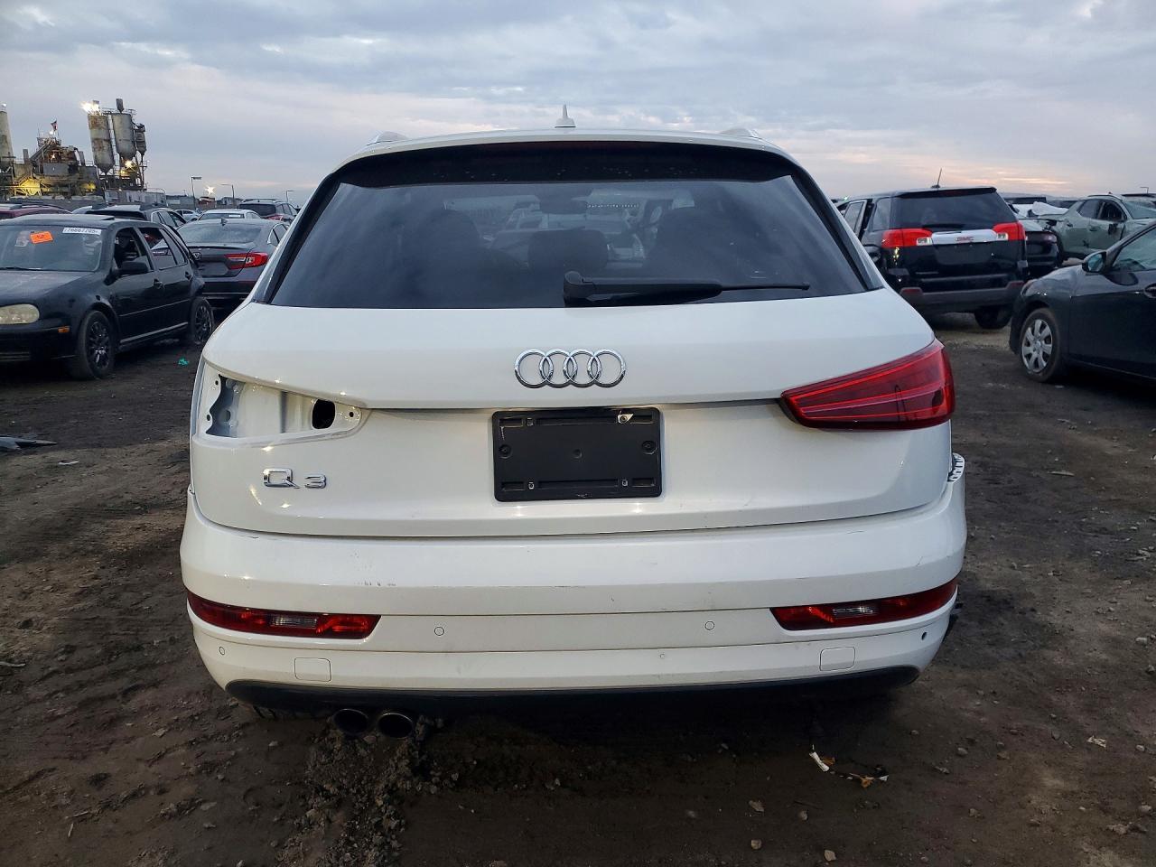 2018 AUDI Q3