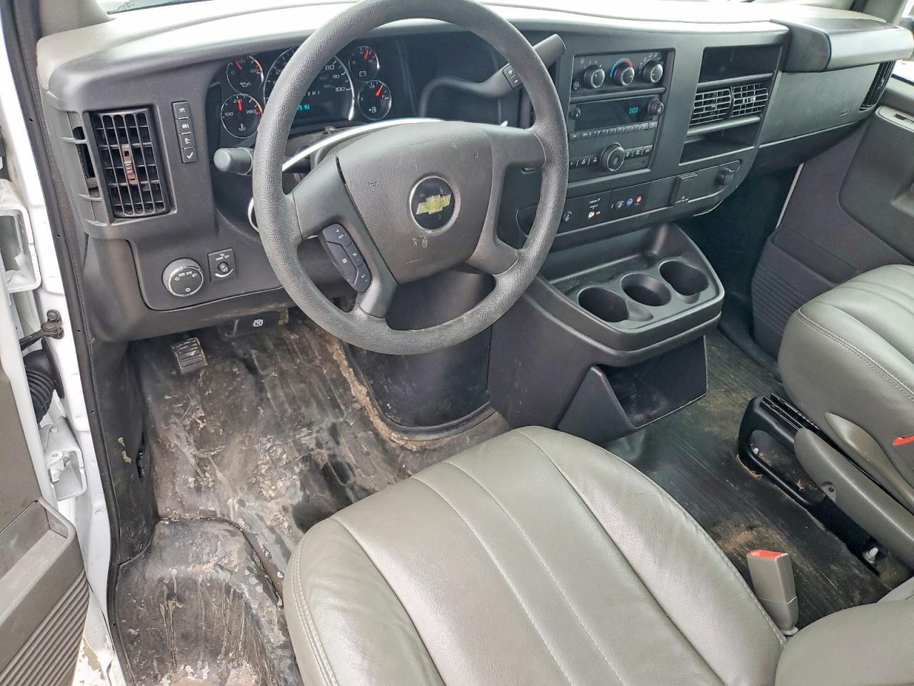 2024 CHEVROLET EXPRESS 2500