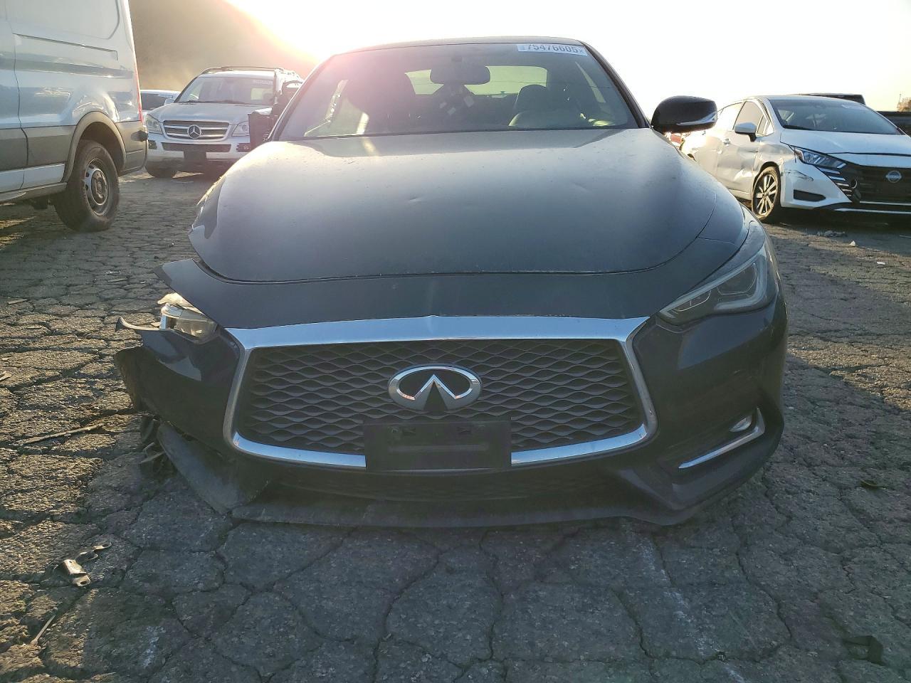 2018 INFINITI Q60
