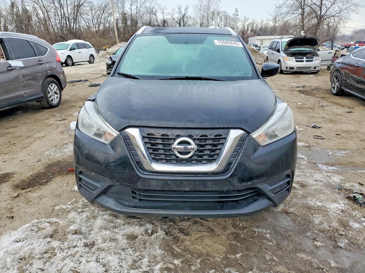 2019 NISSAN KICKS