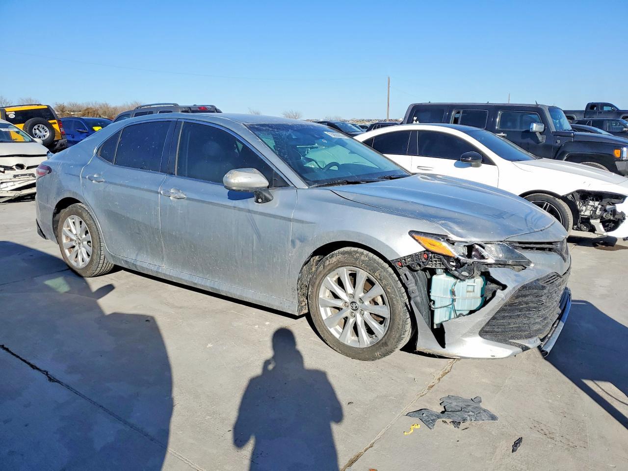 2018 TOYOTA CAMRY