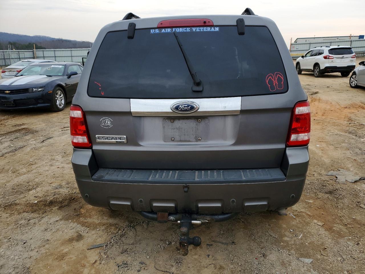 2009 FORD ESCAPE