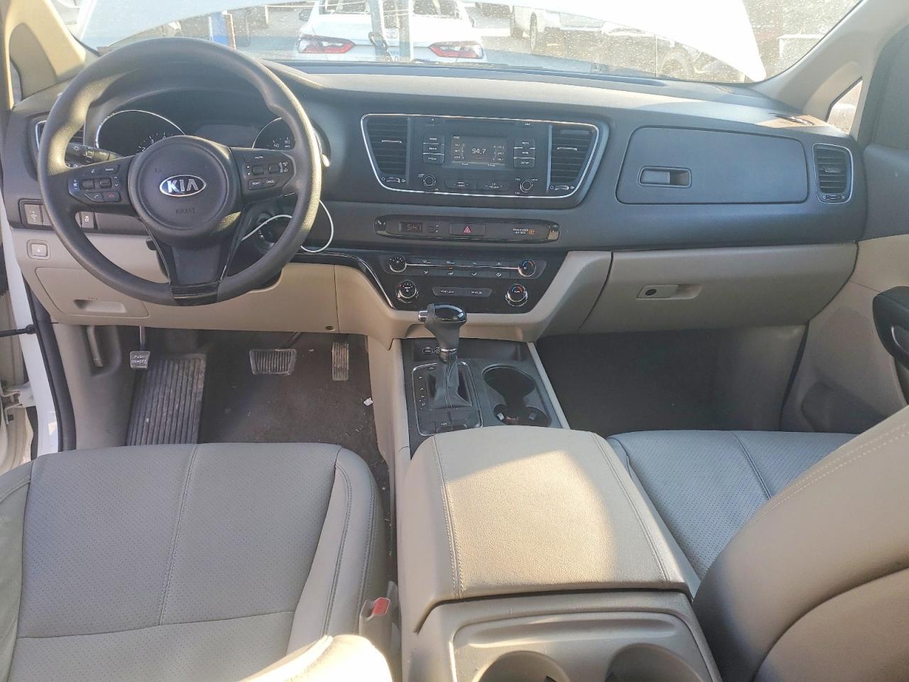 2017 KIA SEDONA