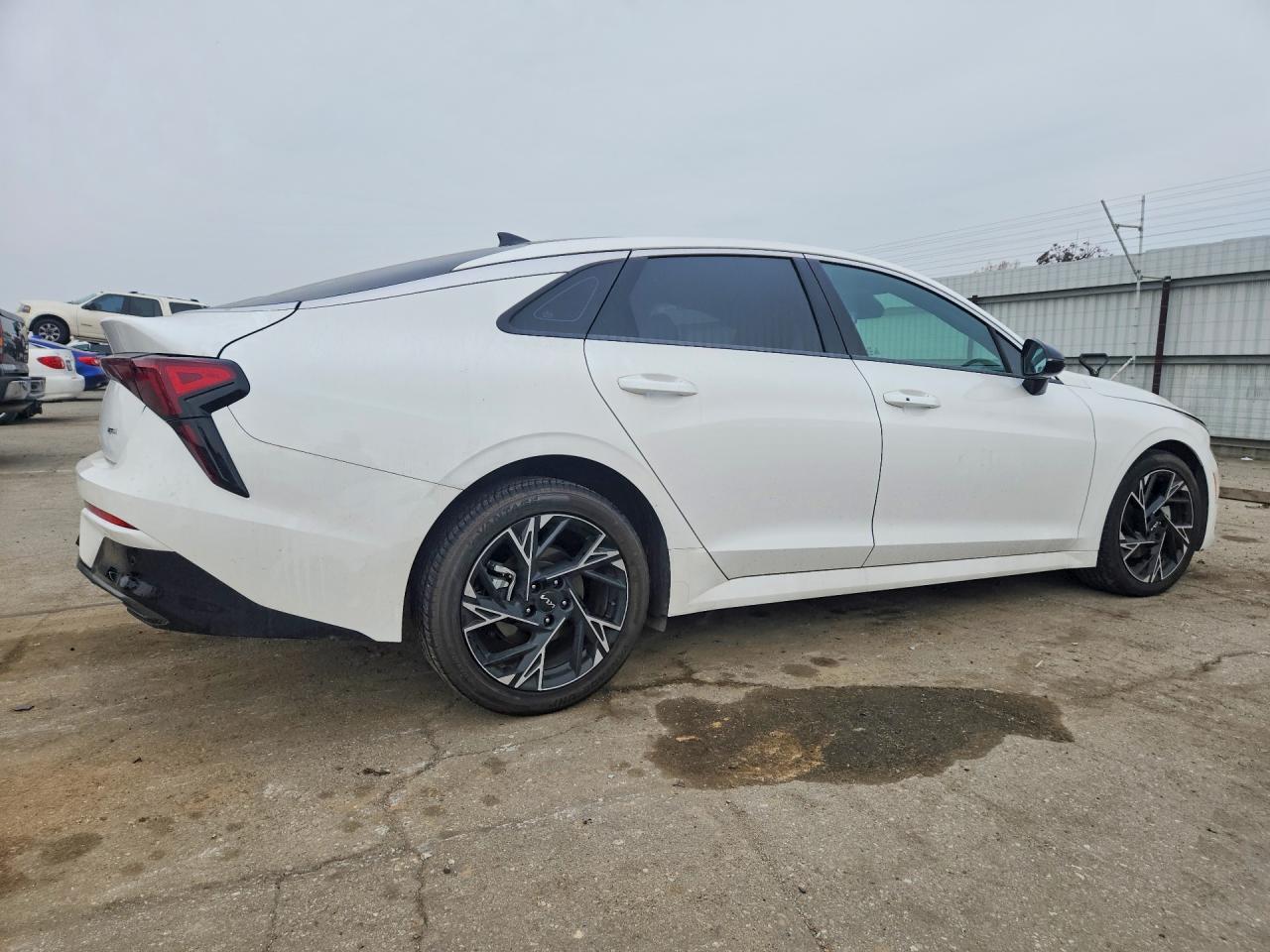 2025 KIA K5