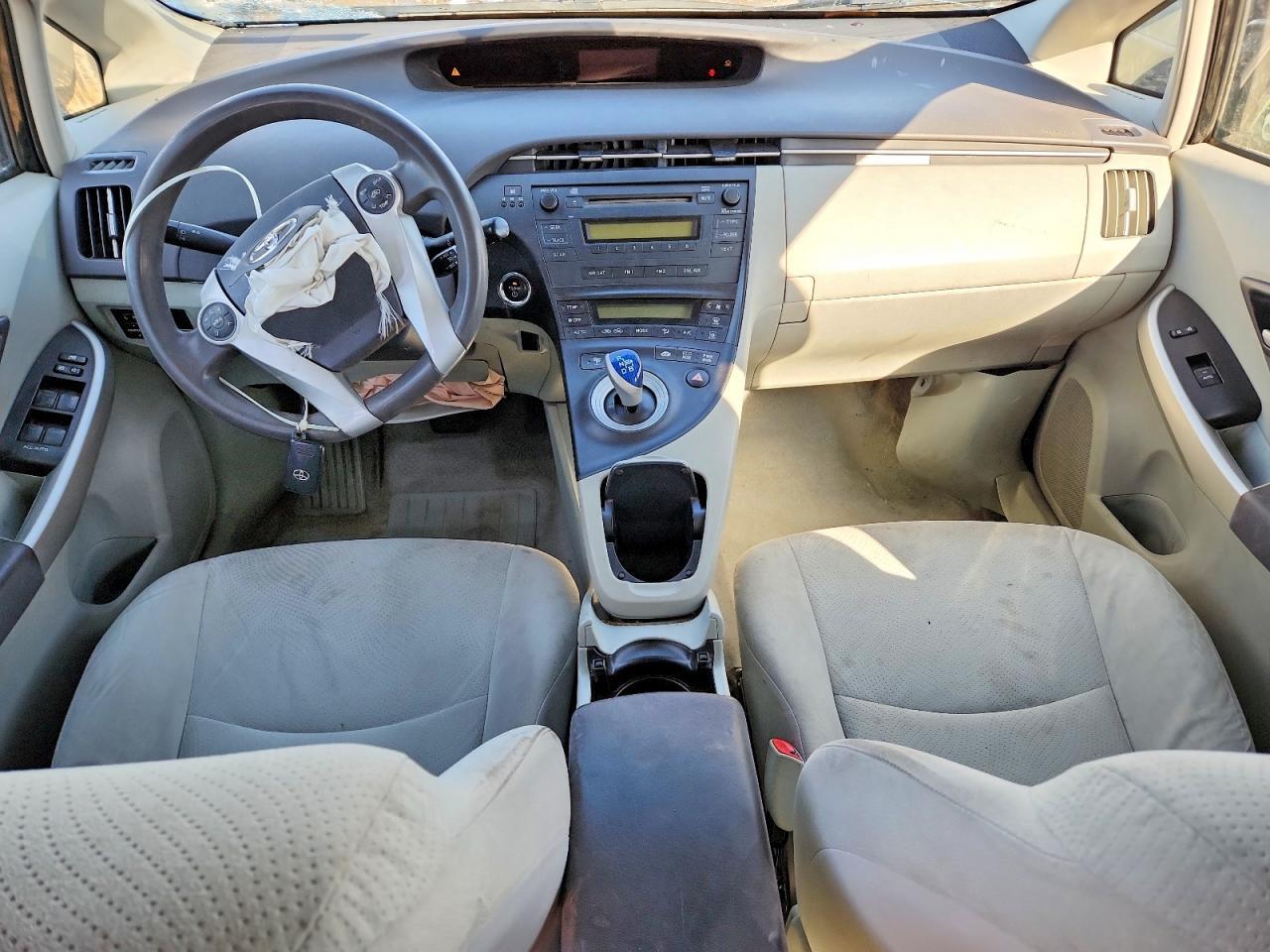 2010 TOYOTA PRIUS
