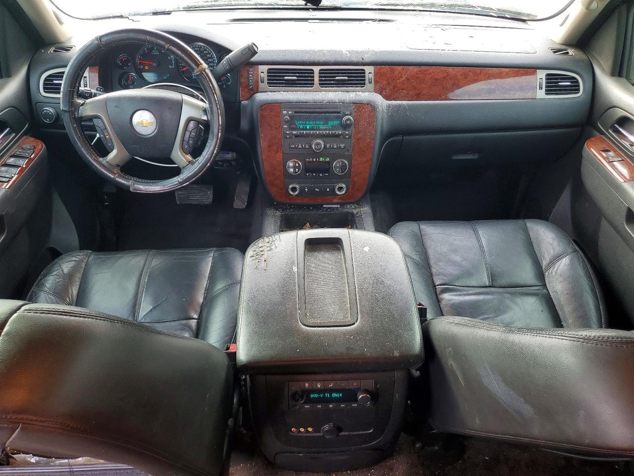 2011 CHEVROLET Tahoe