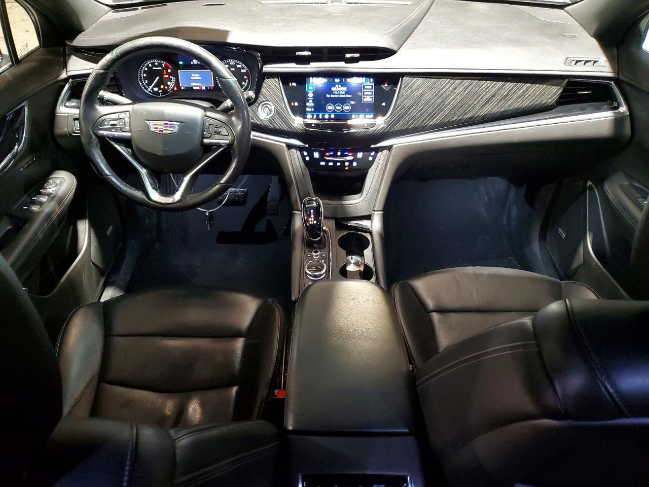 2022 CADILLAC XT6