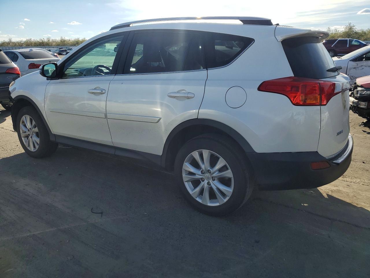 2014 TOYOTA RAV4