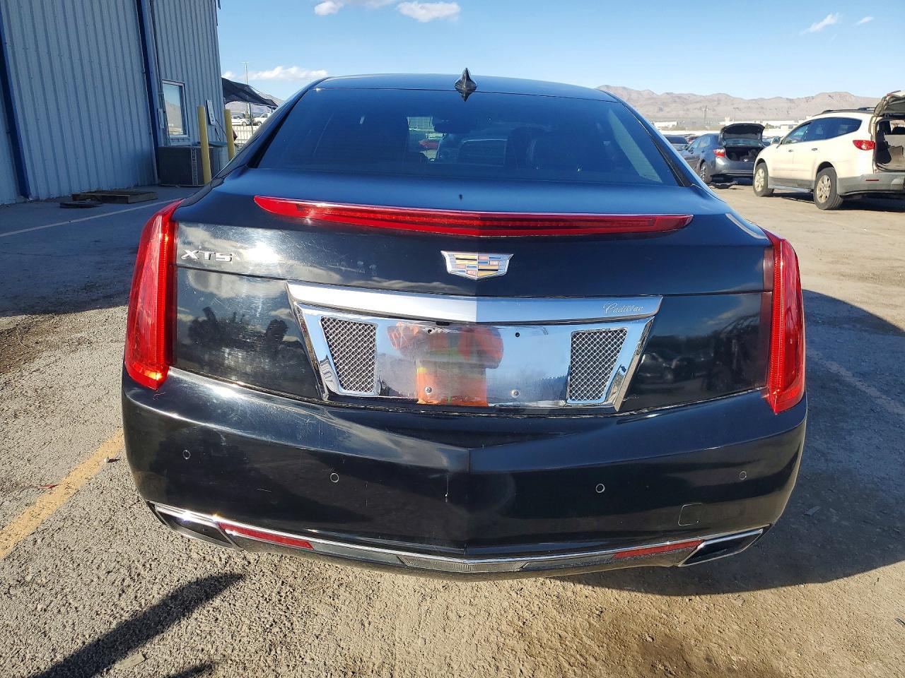2016 CADILLAC XTS
