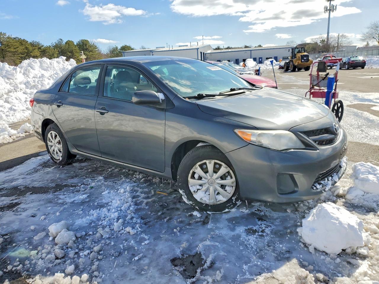 2011 TOYOTA COROLLA