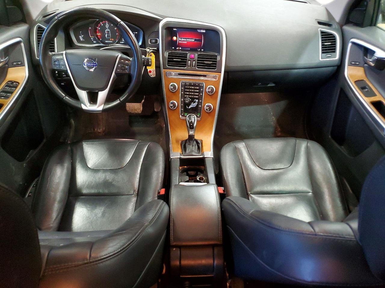 2017 VOLVO XC60