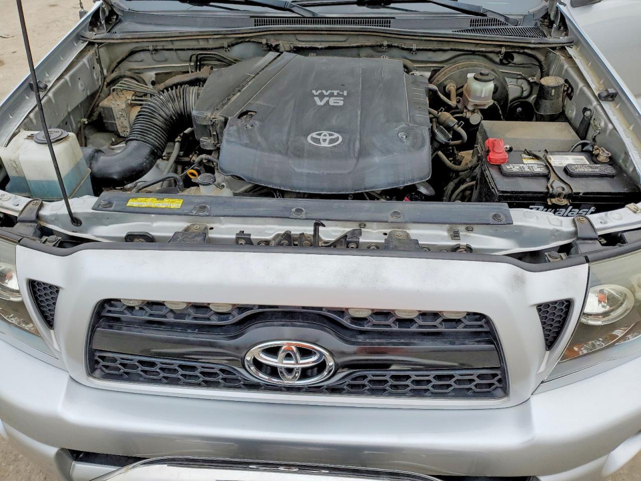 2011 TOYOTA TACOMA