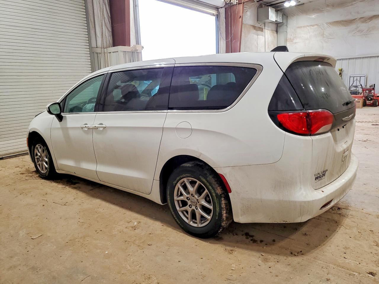 2022 CHRYSLER Voyager