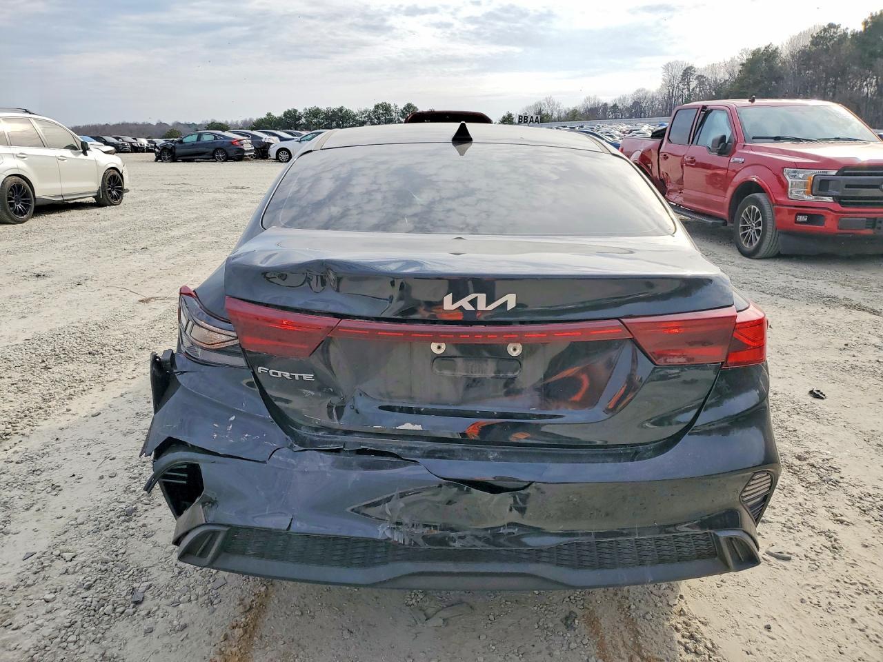 2023 KIA FORTE