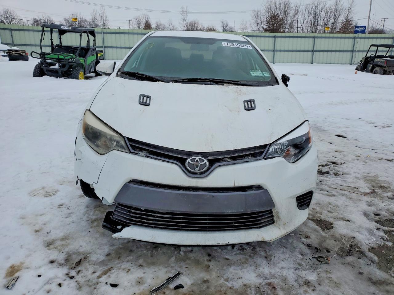 2015 TOYOTA COROLLA