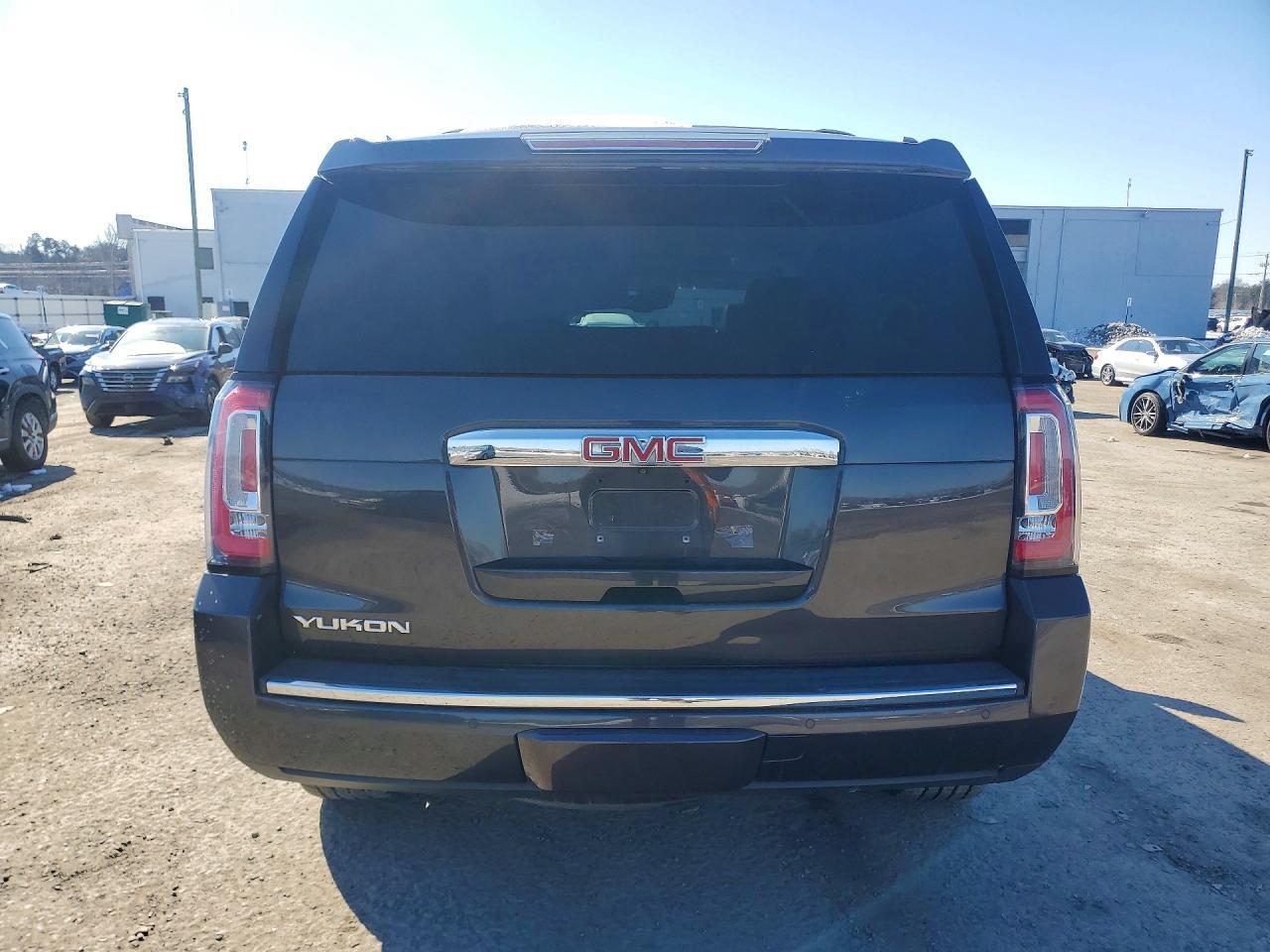 2015 GMC Yukon