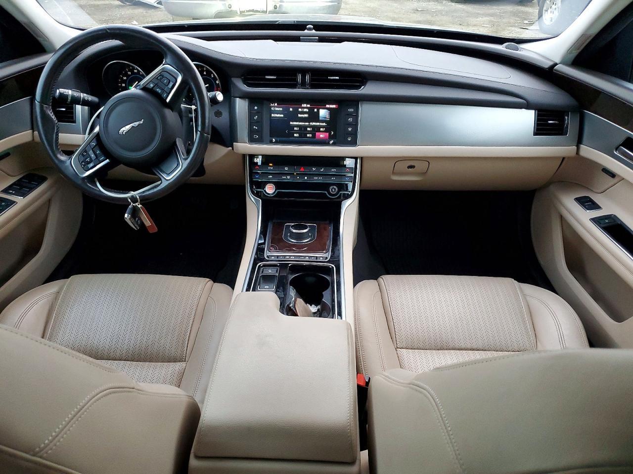 2018 JAGUAR XF