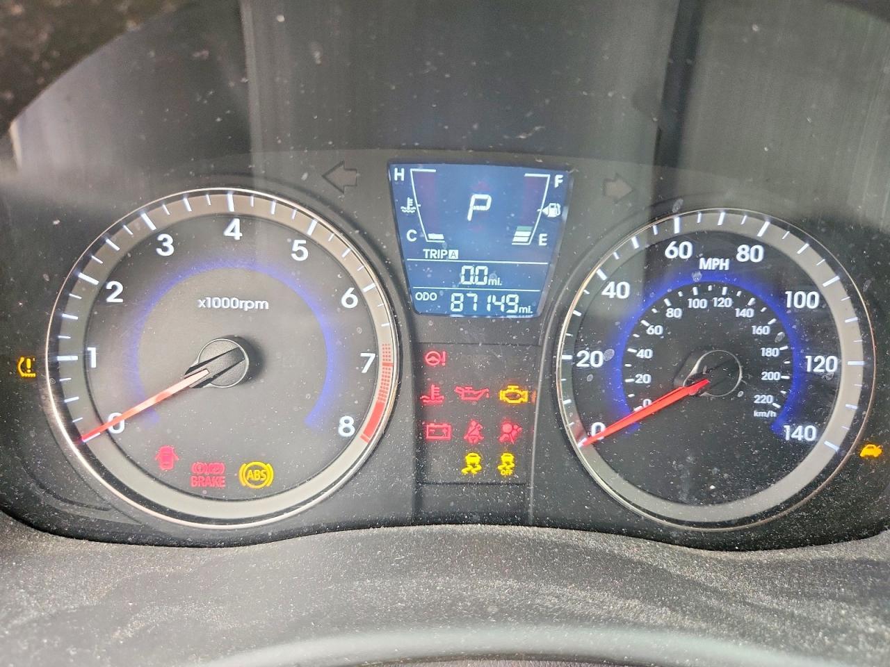 2014 HYUNDAI ACCENT