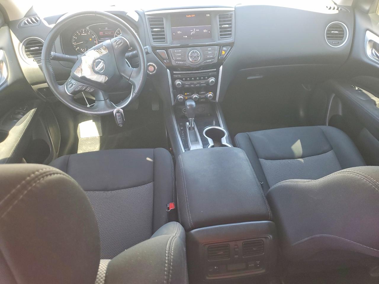 2017 NISSAN PATHFINDER