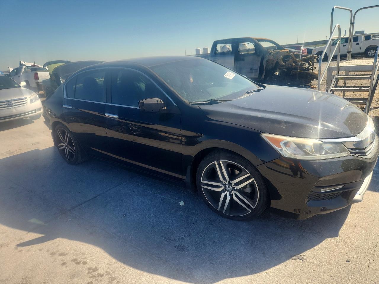 2016 HONDA ACCORD