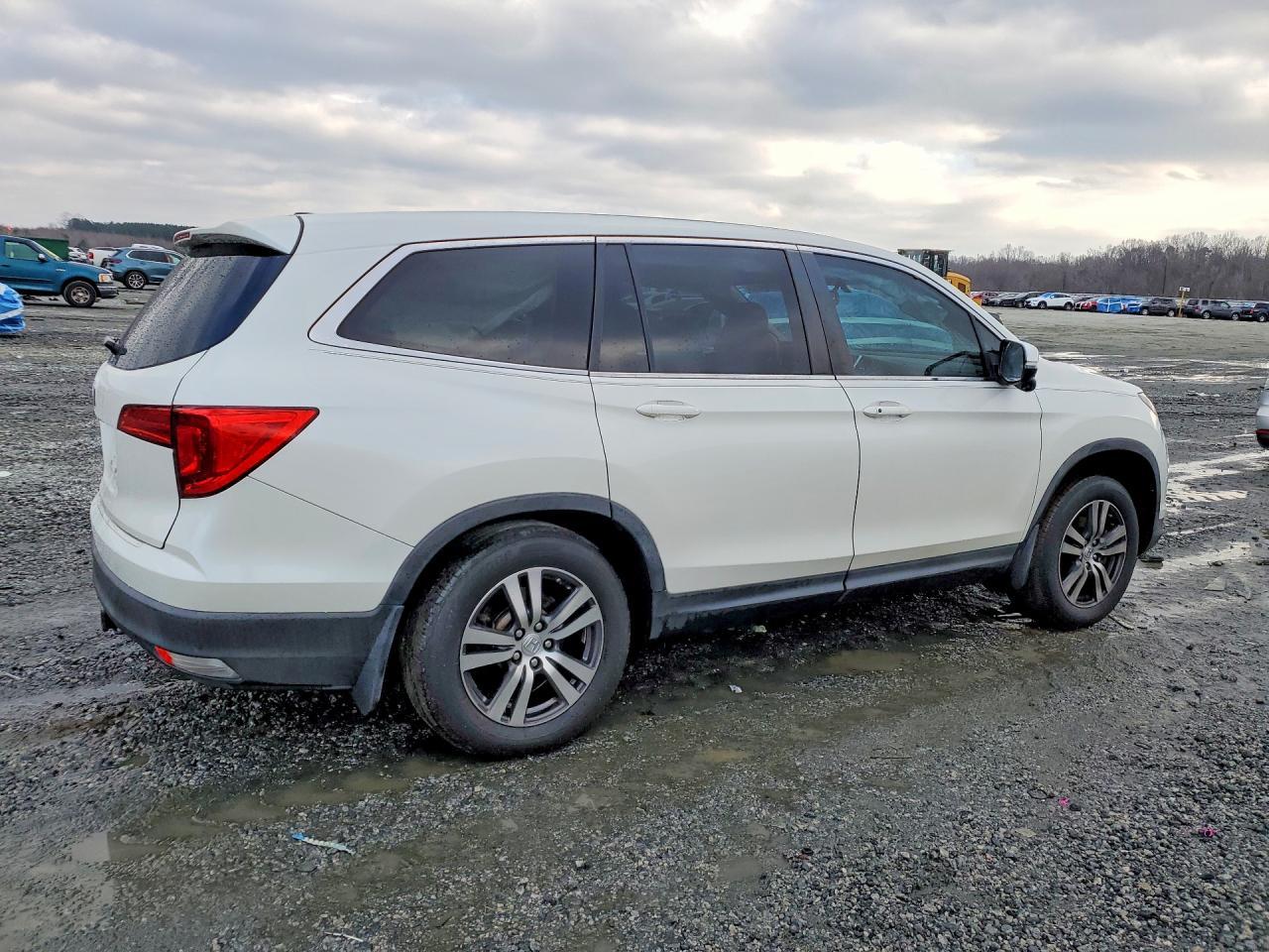 2016 HONDA PILOT