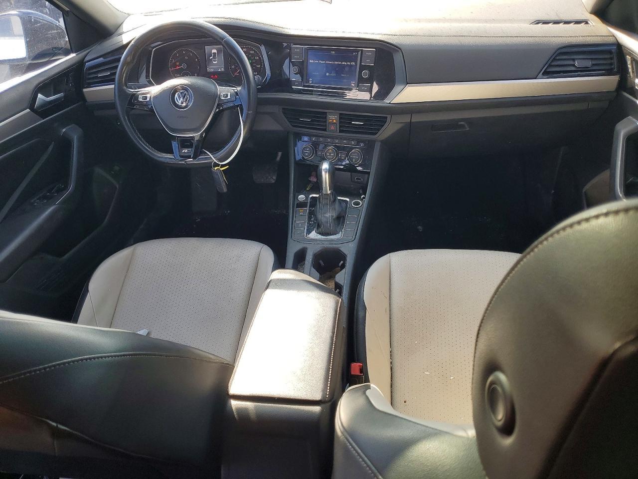 2019 VOLKSWAGEN JETTA