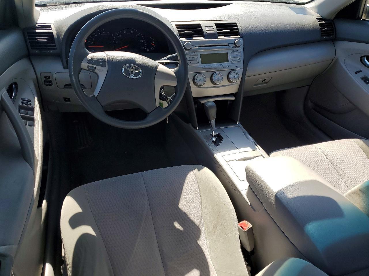 2010 TOYOTA CAMRY