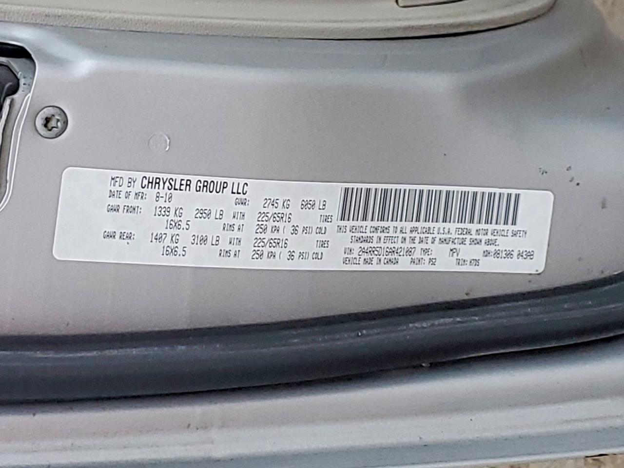 2010 CHRYSLER Town & Country