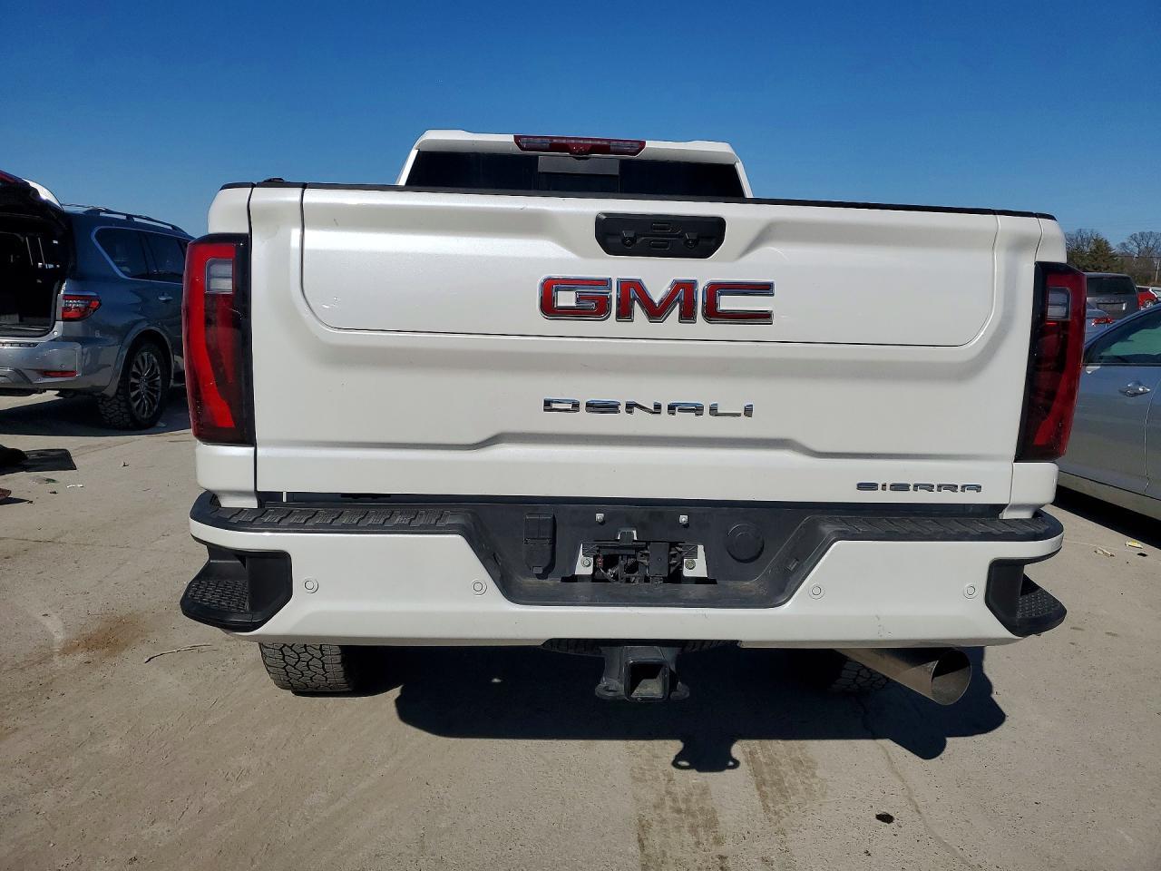 2025 GMC Sierra