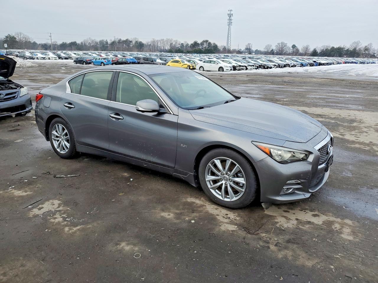 2017 INFINITI Q50